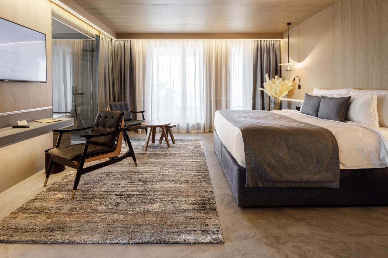 Qosmo Brasov Hotel Εξωτερικό φωτογραφία