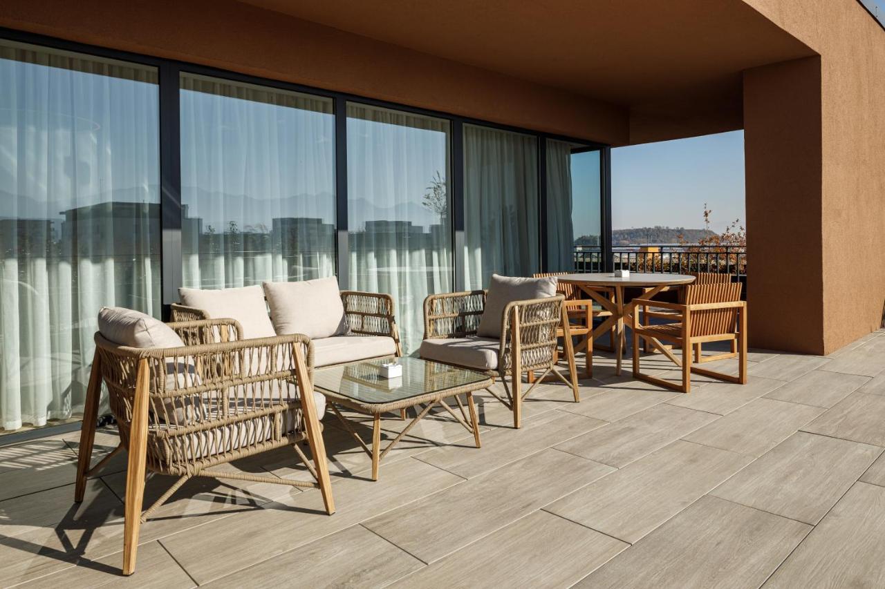 Qosmo Brasov Hotel Εξωτερικό φωτογραφία